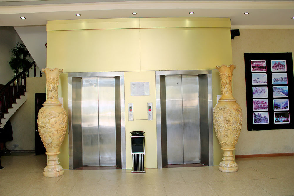 Ngu Hanh Son Lion Sea Hotel מראה חיצוני תמונה