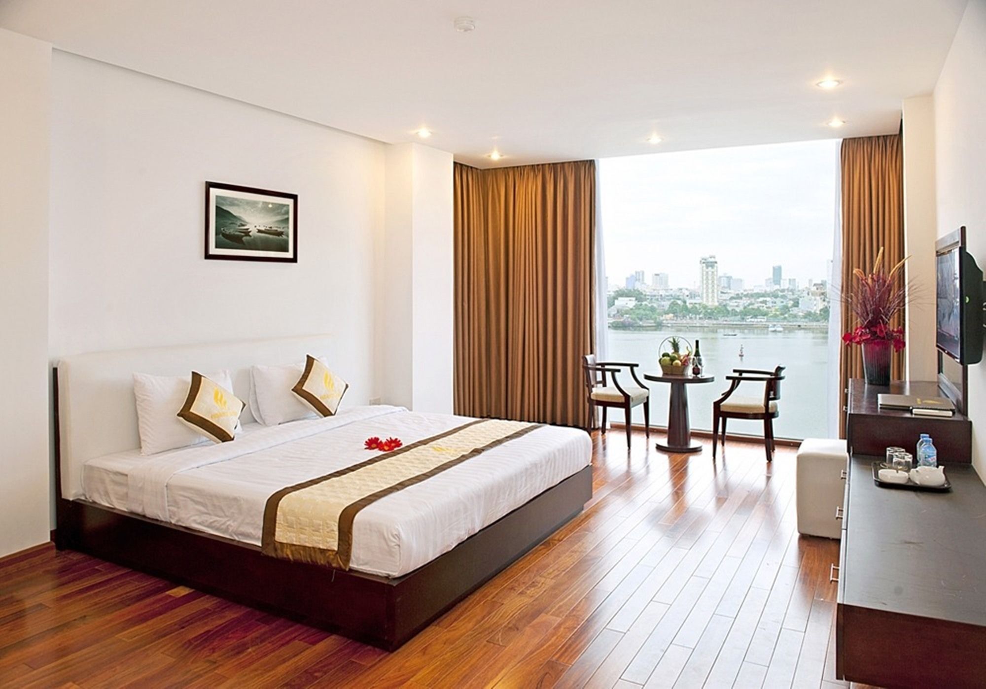 Ngu Hanh Son Lion Sea Hotel מראה חיצוני תמונה