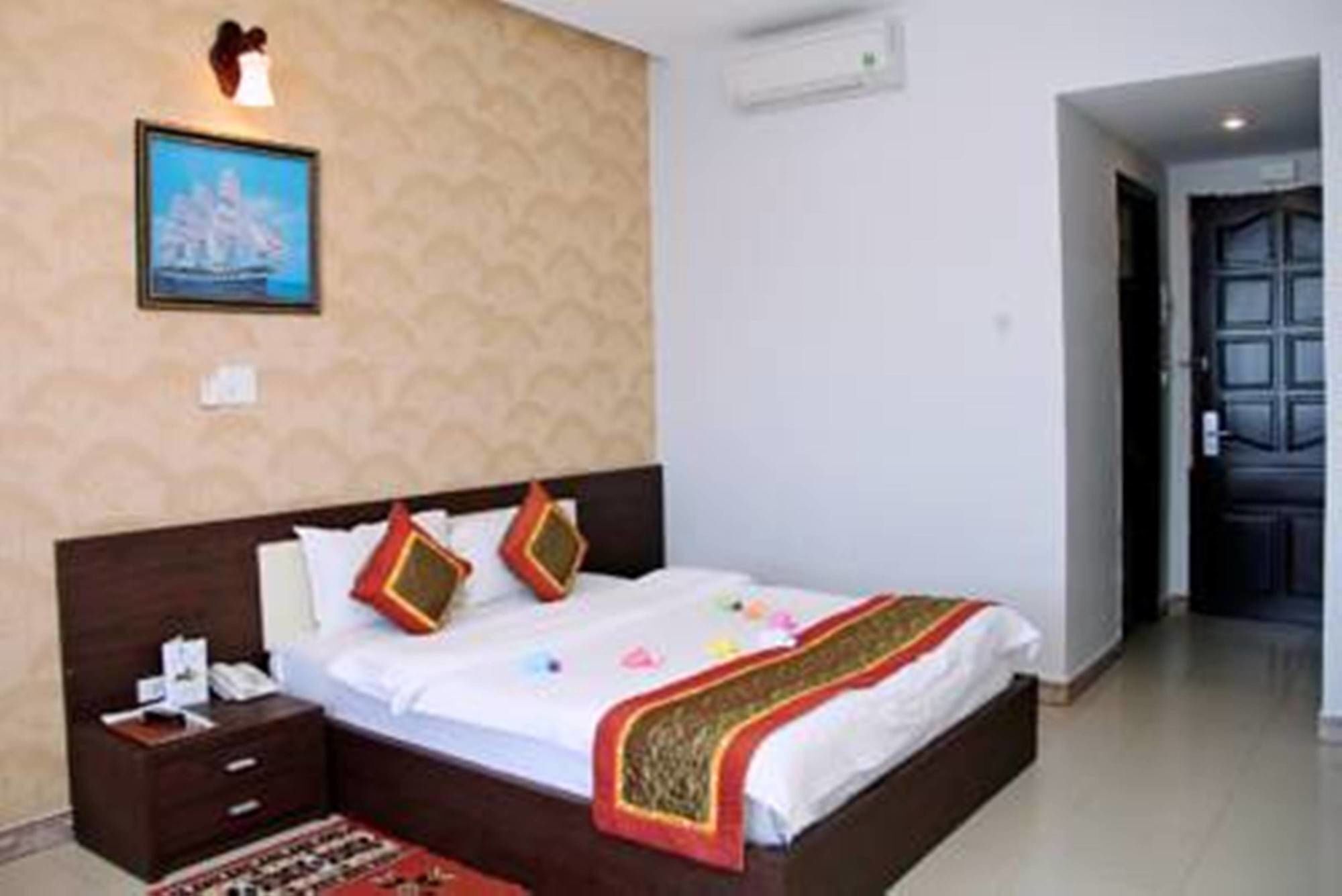 Ngu Hanh Son Lion Sea Hotel מראה חיצוני תמונה